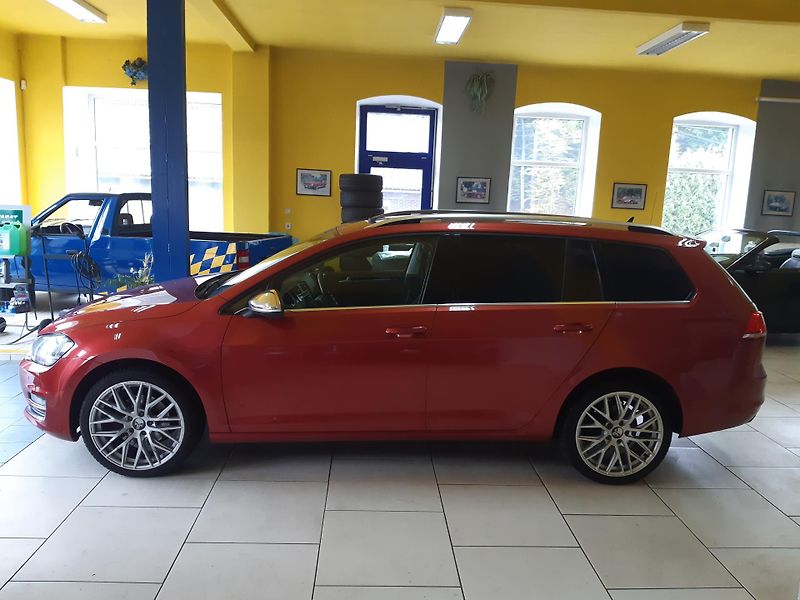 Volkswagen Golf 1.4 TSI NAVI XENON WEBASTO - fotka 4 z 26