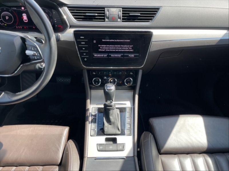 Škoda Superb 2,0 TDI 147 4x4 L&K DSG - fotka 10 z 11