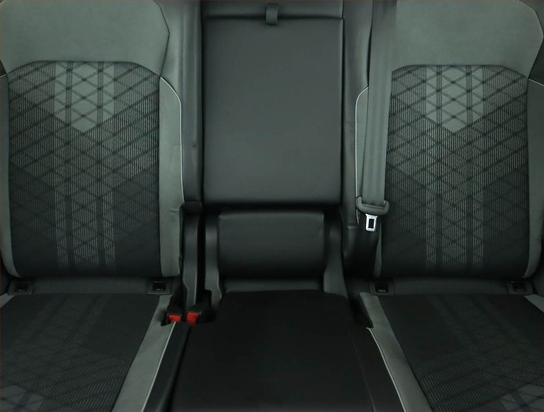 Volkswagen Tiguan Allspace (2022) R-Line 2.0 TDI - fotka 10 z 16