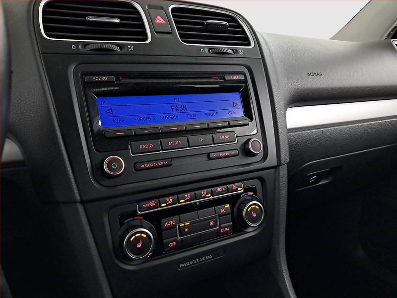 Volkswagen Golf (2009) 2.0 TDI, Park. senzory - fotka 12 z 14