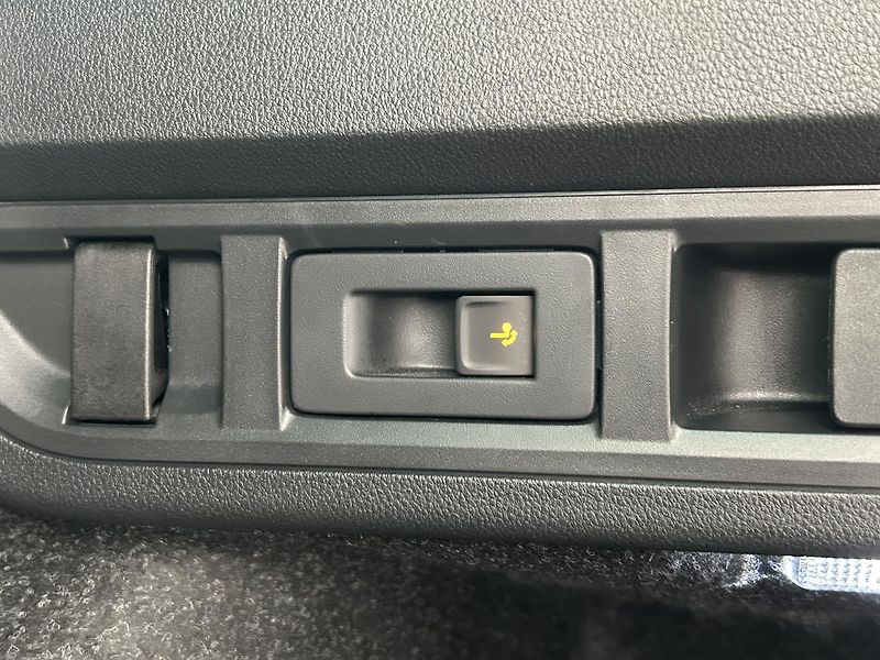 Škoda Octavia 1.5 TSI SportLine - fotka 30 z 31