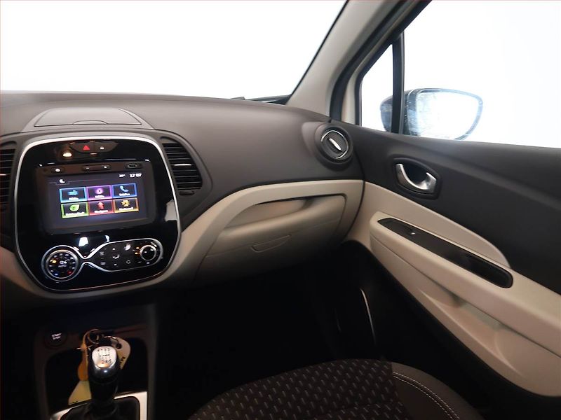 Renault Captur (2018) 1.2 TCe, ČR,1.maj, Serv.kniha - fotka 8 z 14