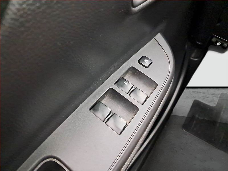 Mitsubishi L200 (2020) 2.2 DI-D - fotka 15 z 17