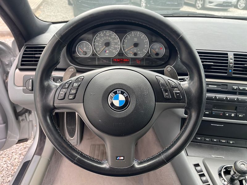 BMW M3 (2002) 3.2 i Kabrio 252 Kw - fotka 12 z 14