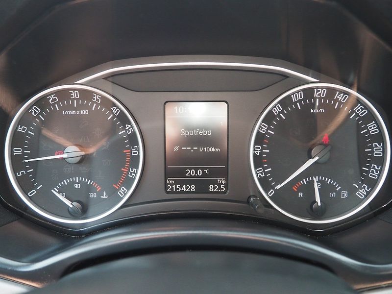 Škoda Octavia (2013) 2.0 TDI, 103 kW - fotka 26 z 40