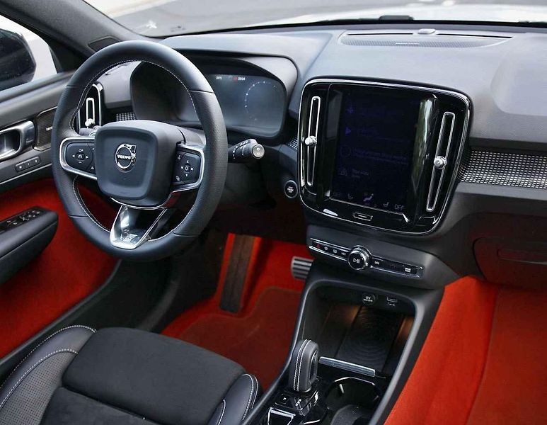 Volvo XC40