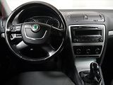 Škoda Octavia (2012) 1.6 TDi, autoAC - náhled 13