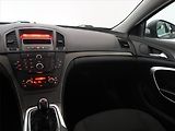 Opel Insignia (2009) 2.0 CDTI, po STK, pěkný stav - náhled 8