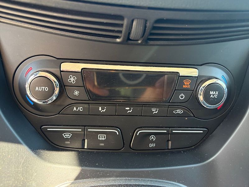 Ford C-MAX - fotka 13 z 19