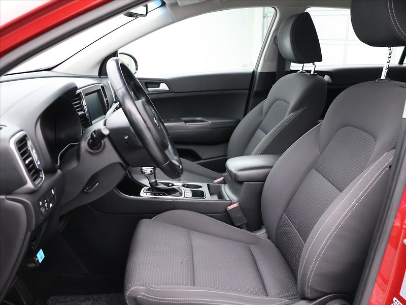 Kia Sportage 2,0 CRDI 136kW Aut. 4x4 Deluxe - fotka 10 z 28