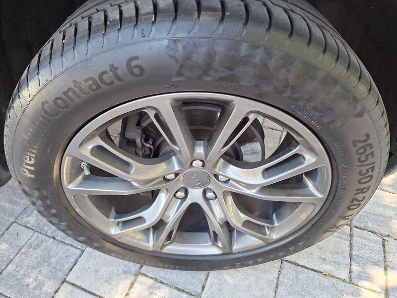 Jeep Grand Cherokee (2015) 3,6L V6 Limited,4x4,tažné,R20  - fotka 36 z 37
