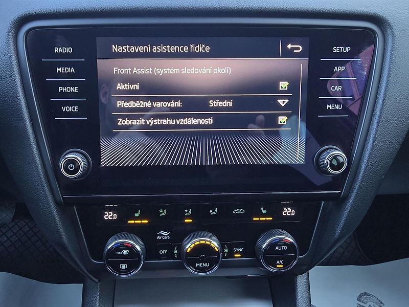 Škoda Octavia STYLE LED DIGIKLIMA-DPH - fotka 16 z 37