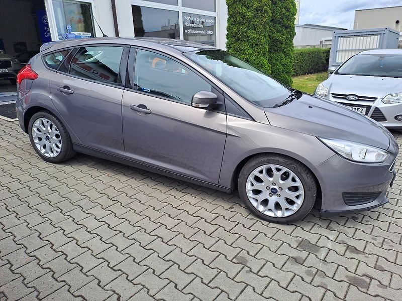 Ford Focus (2015) 1,0 EB 92kW TREND NOVÉ ROZVODY - fotka 4 z 25