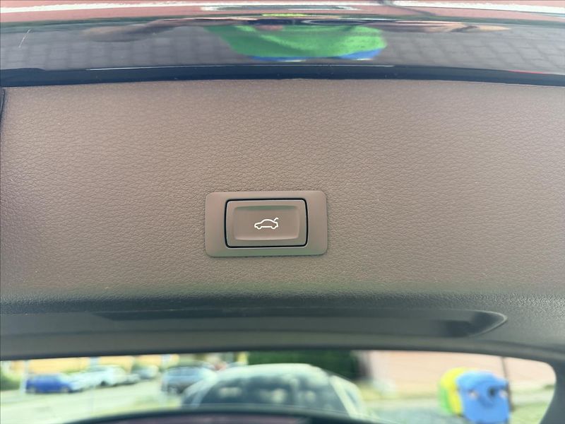 Audi e-tron 50 quattro, 59tis. km - fotka 10 z 19