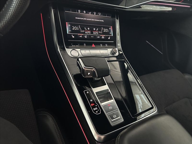 Audi Q7 3,0   50 TDI,QUATTRO,S-LINE - fotka 24 z 37