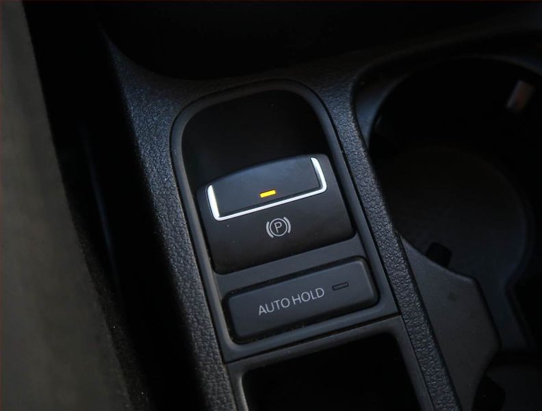 Volkswagen Tiguan (2011) 2.0 TDI, 4X4, Automat - fotka 18 z 20