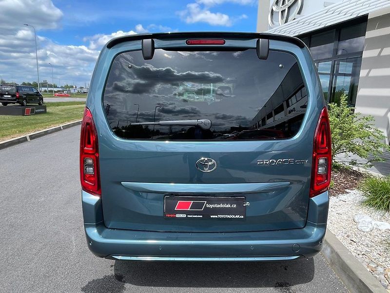 Toyota ProAce City Verso 1.5 D-4D A/T VIP 7S - fotka 5 z 29