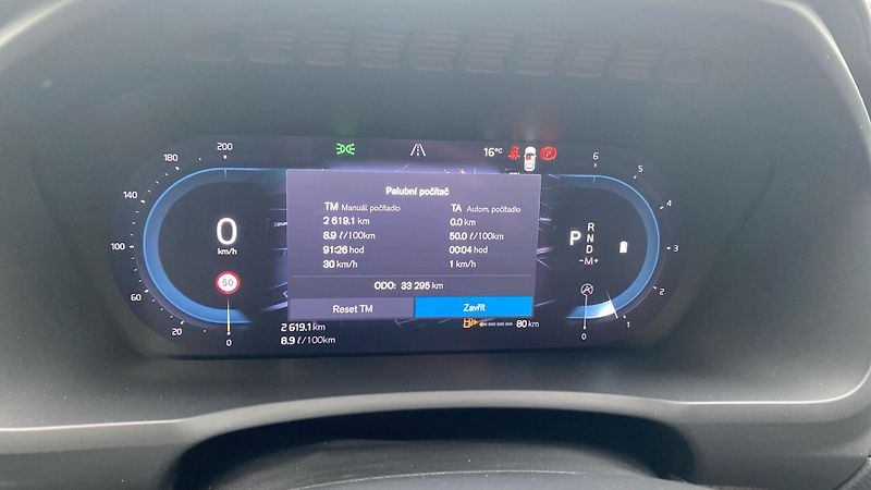 Volvo XC90 PLUS BRIGHT, B5 AWD, 173+10 kW - fotka 16 z 33