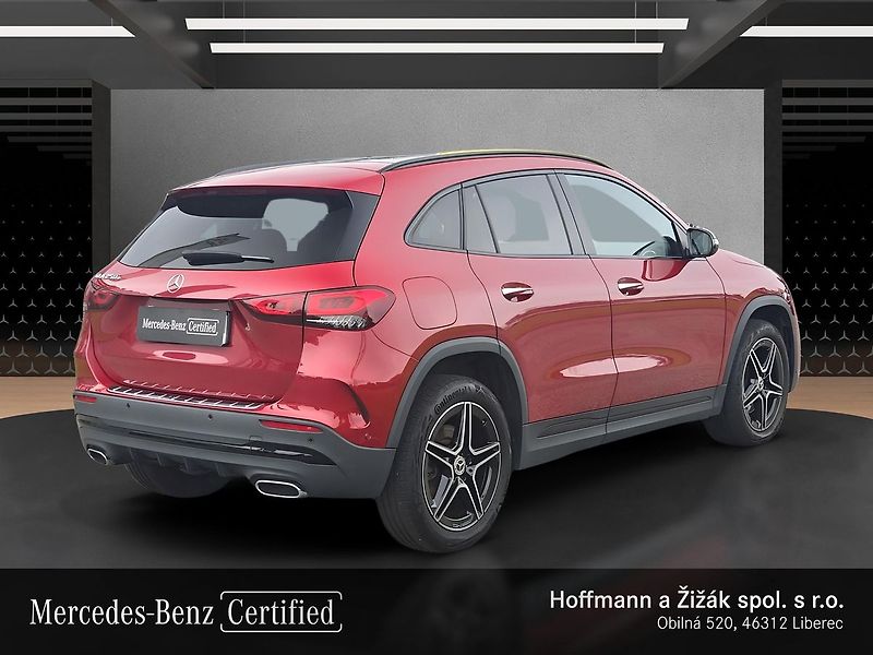 Mercedes-Benz GLA 250 e AMG s PLUG-IN HYBRIDNÍ T - fotka 5 z 25