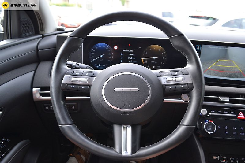 Hyundai Tucson 1.6T-GDI STYLE FL 118KW - fotka 38 z 54