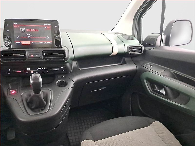 Citroën Berlingo (2018) Feel 1.5 BlueHDi, 5Míst, ČR - fotka 8 z 16