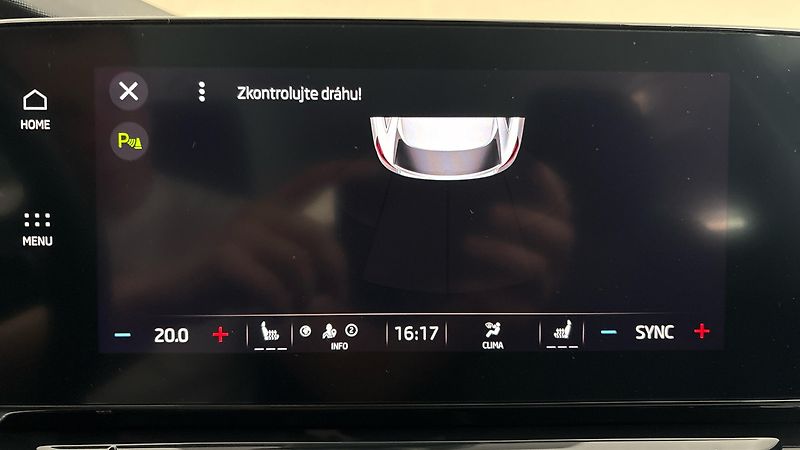 Škoda Octavia 2.0 TDI DSG Style Combi - fotka 12 z 26