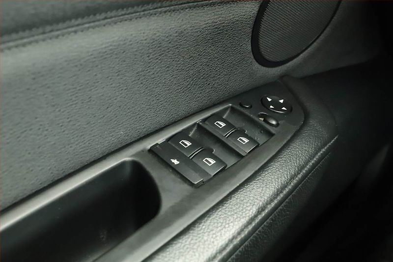 BMW X6 (2009) xDrive35d, 4X4, Automat, Kůže - fotka 18 z 20
