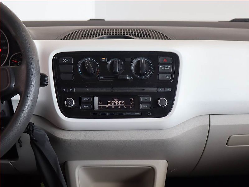Volkswagen up! (2012) 1.0 MPI, Tempomat - fotka 12 z 14