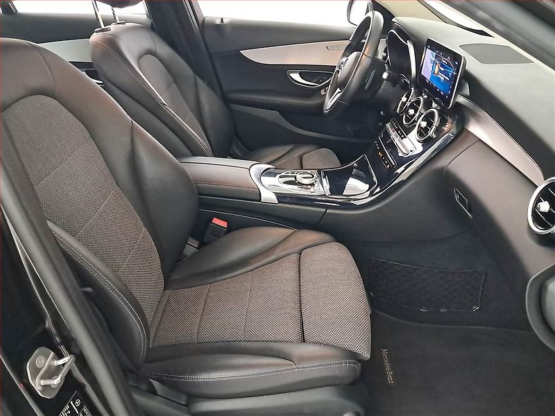 Mercedes-Benz Třídy C (2020) C 200 d - fotka 9 z 18