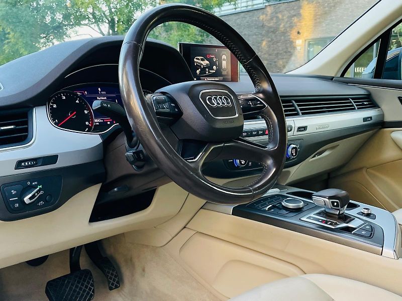 Audi Q7 3.0TDI AUT VÝHŘEV QUATTRO - fotka 30 z 54