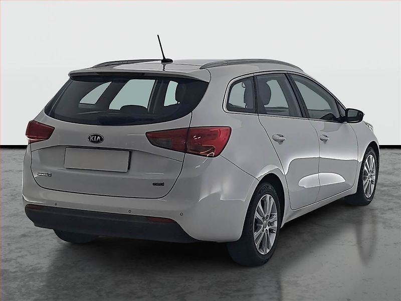 Kia Ceed (2014) 1.6 CRDi, Navi, Tempomat - fotka 5 z 17