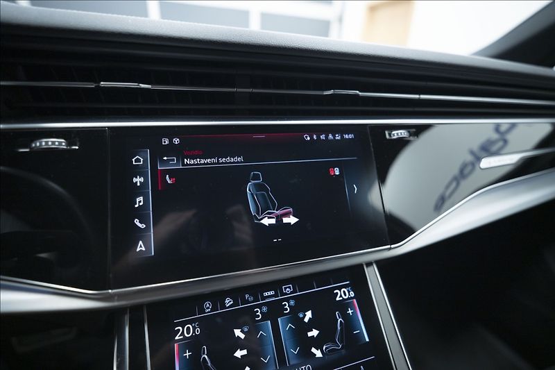 Audi Q7 3,0 TDI QUATTRO S-LINE ČR - fotka 37 z 45