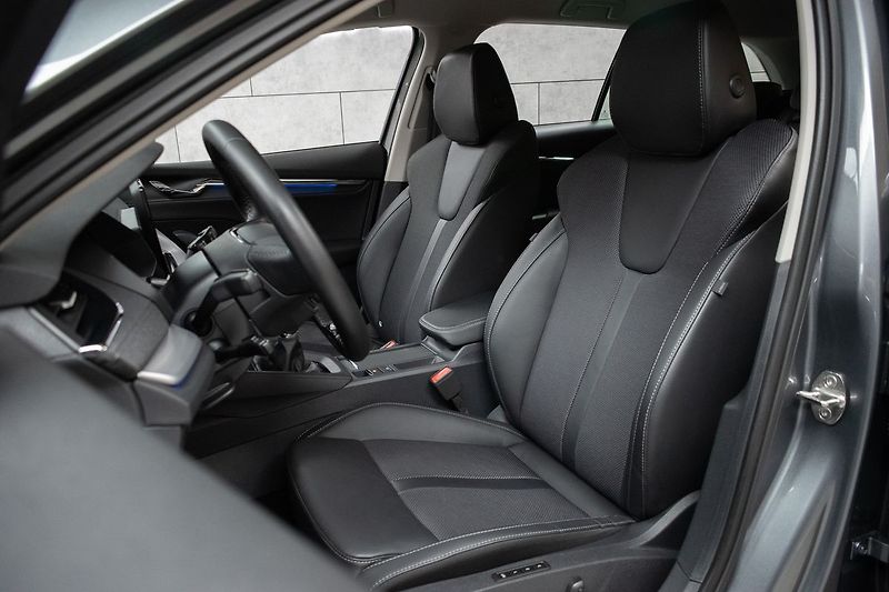 Škoda Octavia 2.0 TDI STYLE*KESSY*DPH*ČR 1.M - fotka 10 z 41