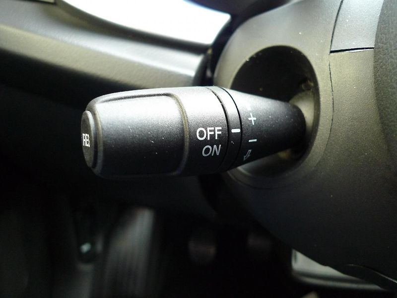 Alfa Romeo Giulietta 1,4 TB 125kW Navi Panorama - fotka 29 z 39