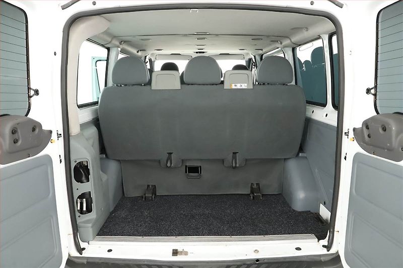 Ford Transit (2012) Trend 2.2 TDCi, Bus, 9Míst - fotka 10 z 13