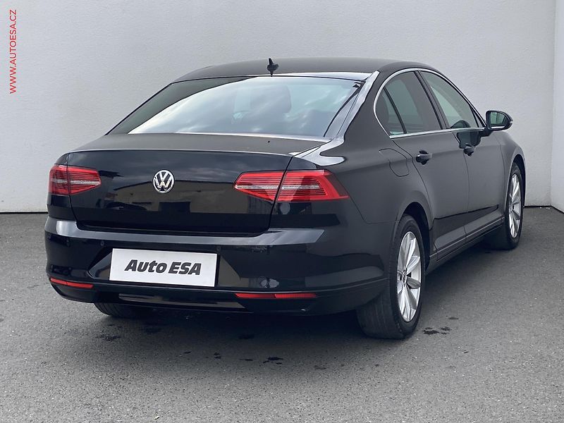Volkswagen Passat (2015) 1.4 TSi, Comfortline, LED - fotka 4 z 18