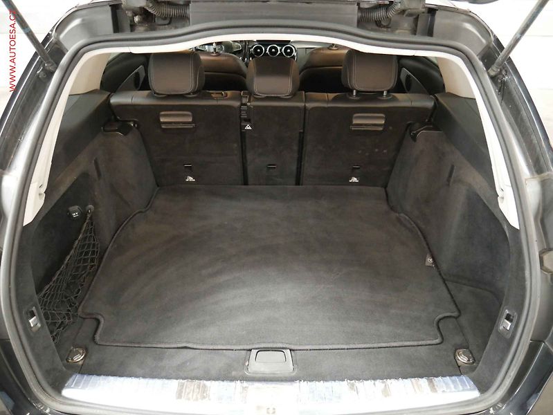 Mercedes-Benz Třídy C (2018) 2.2CDi C220, 2.maj, AT, navi - fotka 7 z 22
