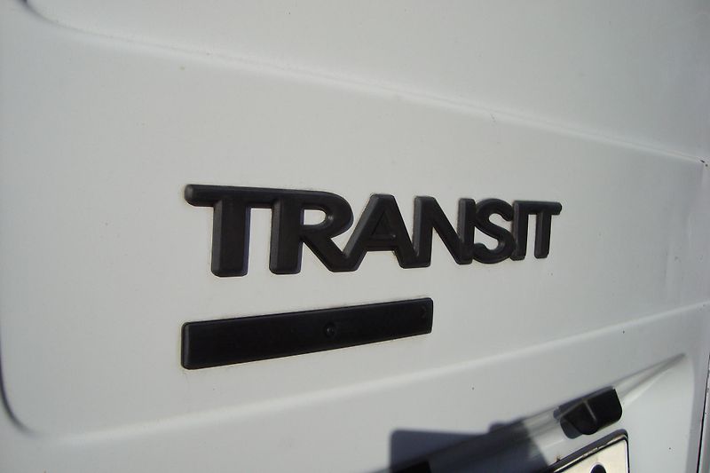 Ford Transit (2010) 300L, 2.2 TDCi - fotka 16 z 51