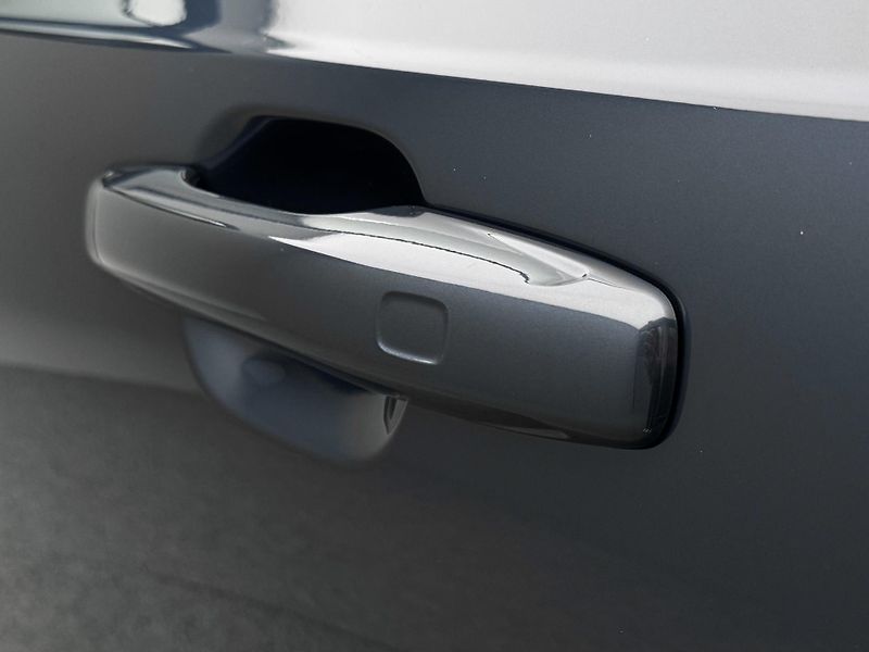 Volvo XC90 (2026) T8 AWD RECHARGE BRIGHT PLUS 7m - fotka 24 z 29