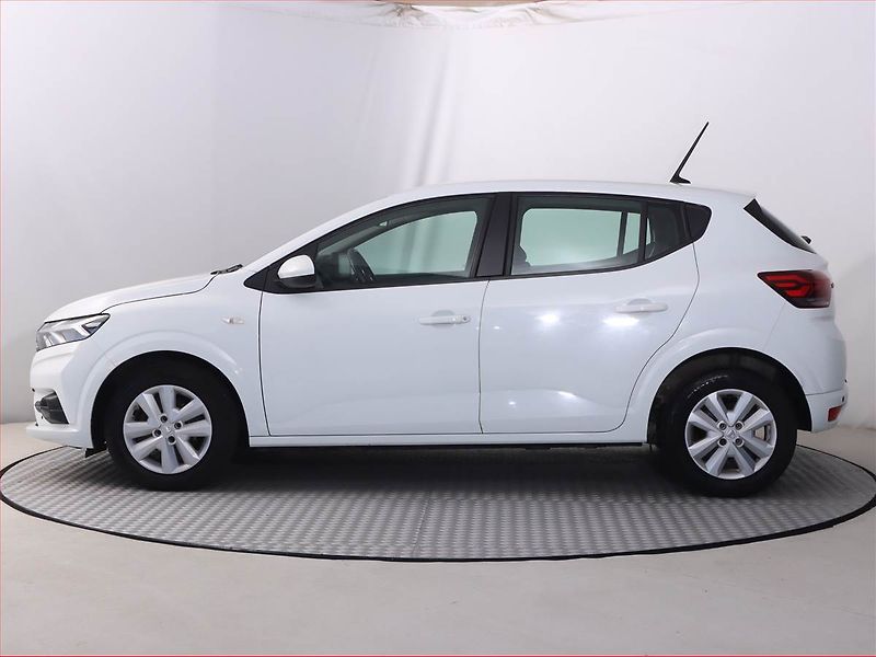 Dacia Sandero (2022) 1.0 SCe, Tempomat - fotka 3 z 18