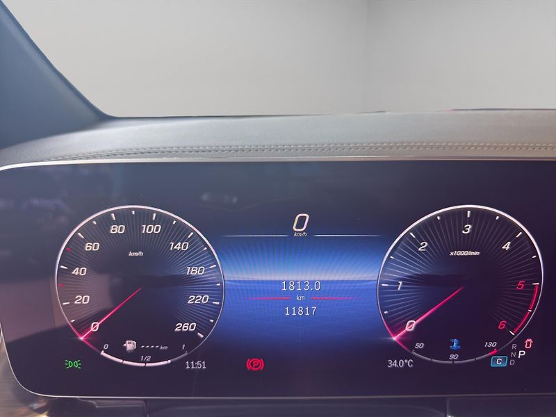 Mercedes-Benz Třídy V (2025) V 300 D 4MATIC L - fotka 11 z 25