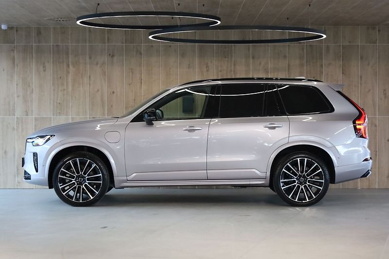 Volvo XC90 T8 Ultra Dark, Bowers, Tažné - fotka 3 z 41