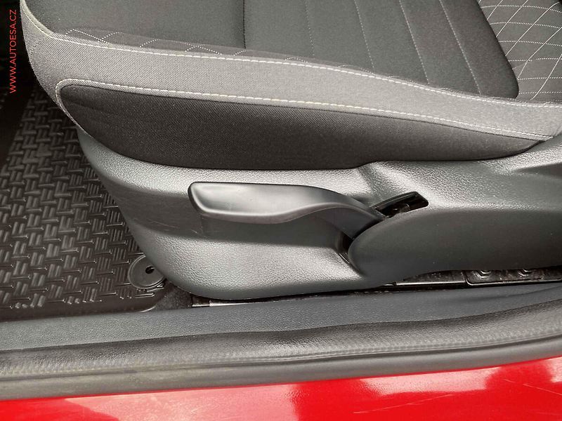 Škoda Fabia (2019) 1.0 TSI, ČR, servis.kniha, AC - fotka 14 z 16