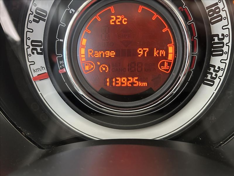 Fiat 500 1,2   LOUNGE,SERVISKA,PANORAMA - fotka 12 z 22