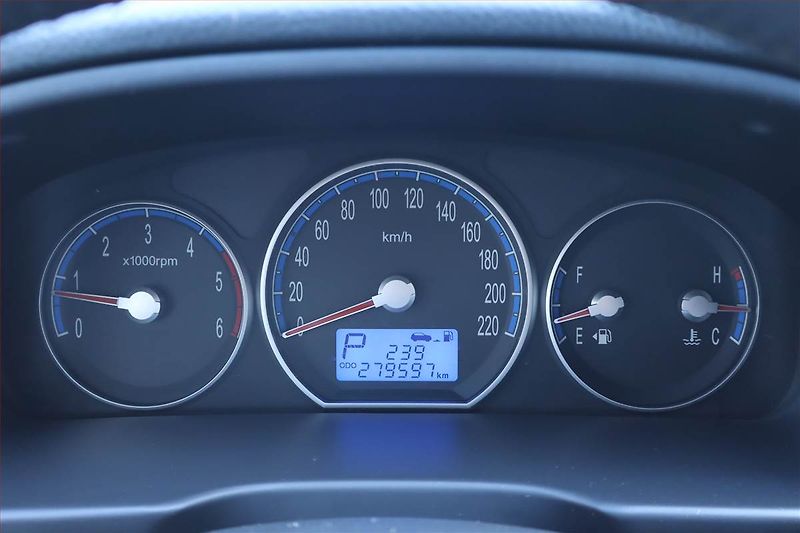 Hyundai Santa Fe (2009) 2.2 CRDi, 4X4, Automat - fotka 9 z 15