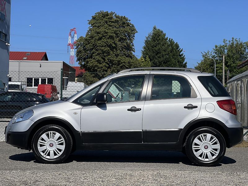 Fiat Sedici 1.6i 16v 4x4 ABS KLIMATIZACE  - fotka 4 z 36