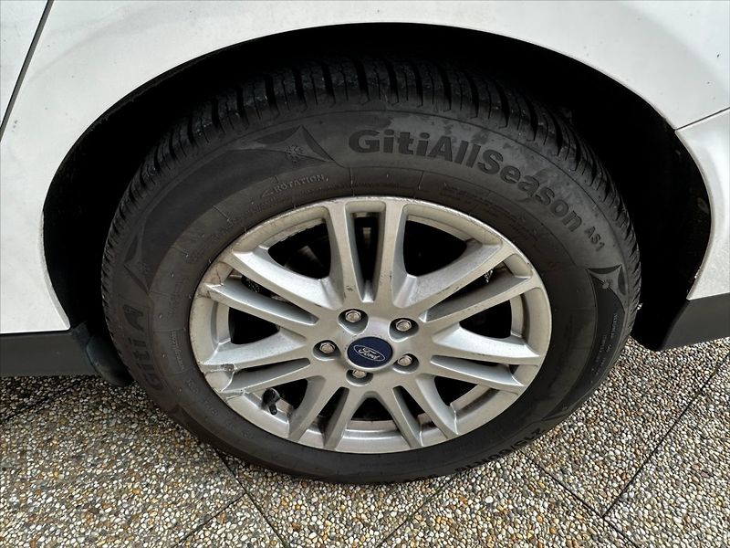Ford Focus 2,0 2.0TDCi 85kW AUTOMAT - fotka 38 z 39