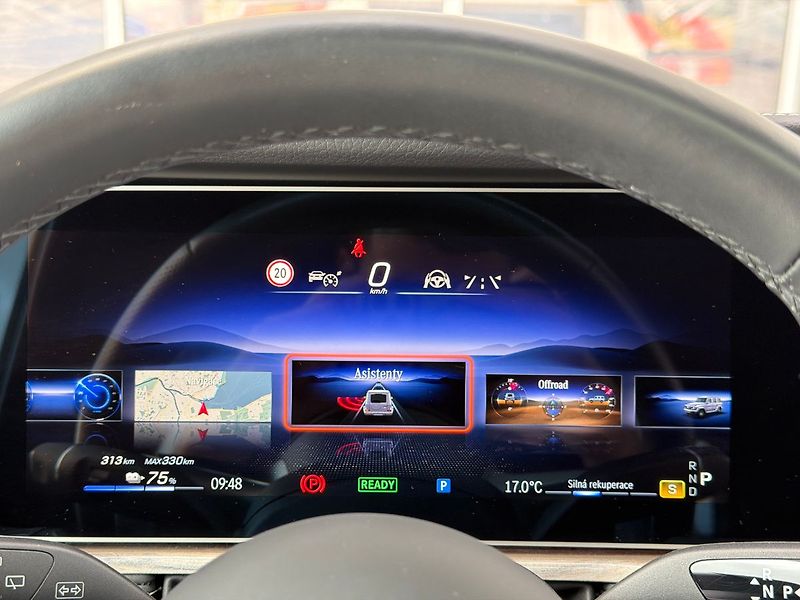 Mercedes-Benz Třídy G 580 s technologií EQ - fotka 35 z 42