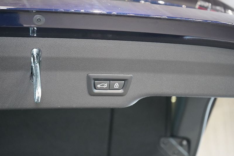 BMW Řada 6 640d xDrive GT, Laser, Tažné - fotka 14 z 47