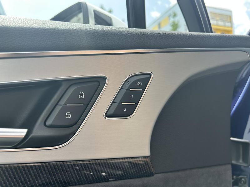 Audi SQ7 (2018) 4.0 biTDI V8 320 kW tiptronic - fotka 25 z 62